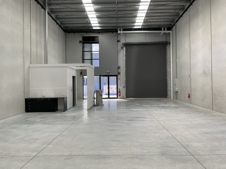 Click to view all images 12 Explorer Place Hallam VIC 3803 - Image 2