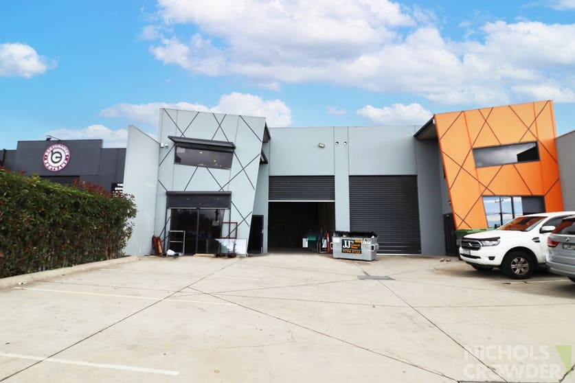 Click to view all images 2/44 Watt Road Mornington VIC 3931 - Image 1