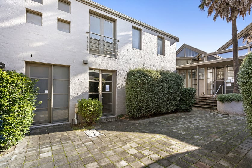 Click to view all images 1A/41 GLENHUNTLY RD Elwood VIC 3184 - Image 1