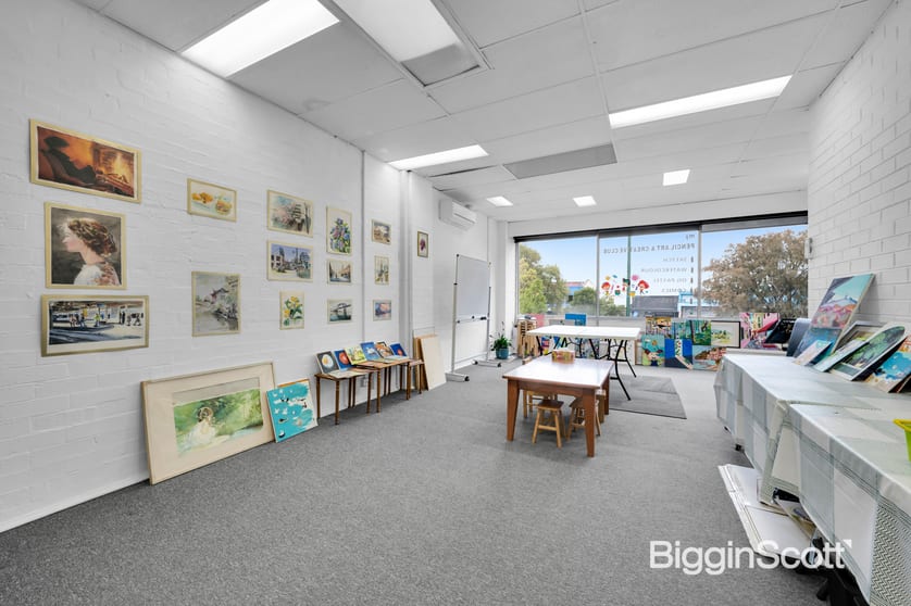 Click to view all images 2/542 Whitehorse Rd Mitcham VIC 3132 - Image 2