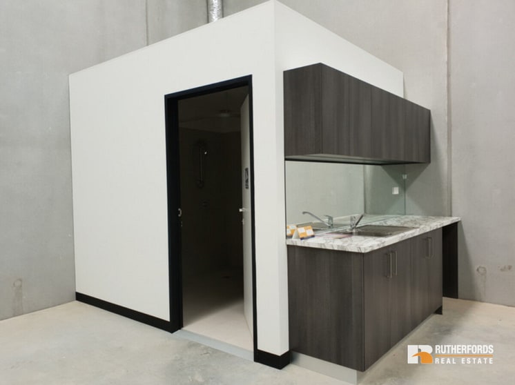 Click to view all images 33/2 Thomsons Road Keilor Park VIC 3042 - Image 3