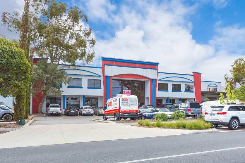 Click to view all images 63 Belmont Avenue Belmont WA 6104 - Image 3
