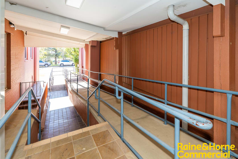 Click to view all images 4/26 The Esplanade Wagga Wagga NSW 2650 - Image 3
