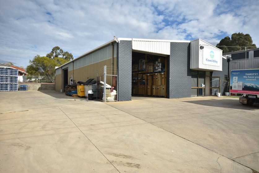 Click to view all images 9 Hempel Street Wodonga VIC 3690 - Image 1
