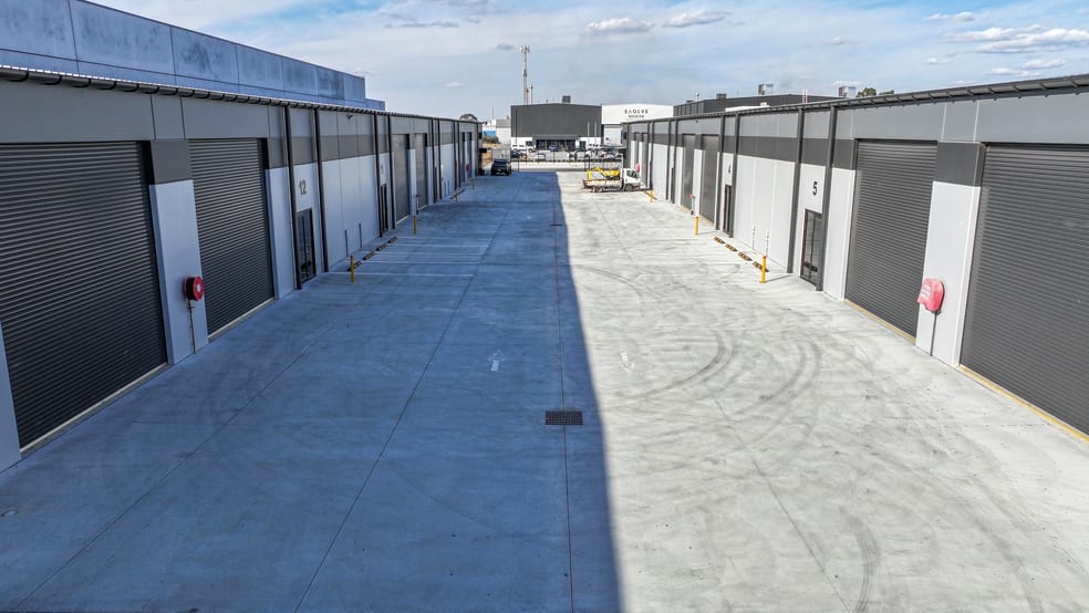 Click to view all images 12/13 Industrial Rd Shepparton VIC 3630 - Image 3
