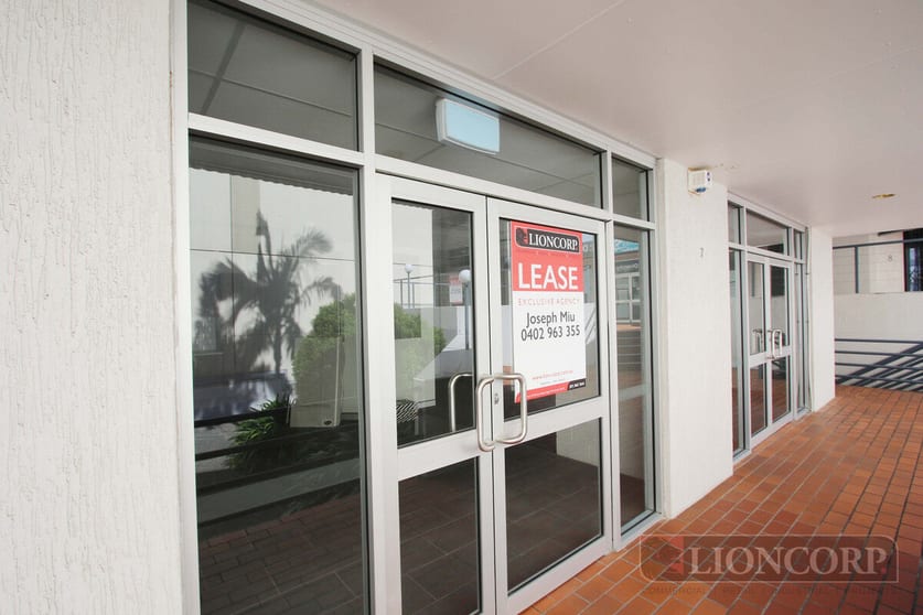 Click to view all images Upper Mount Gravatt QLD 4122 - Image 1