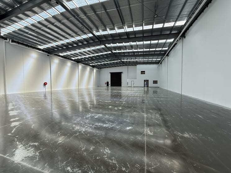 Click to view all images 9 Aegean Court Keysborough VIC 3173 - Image 2