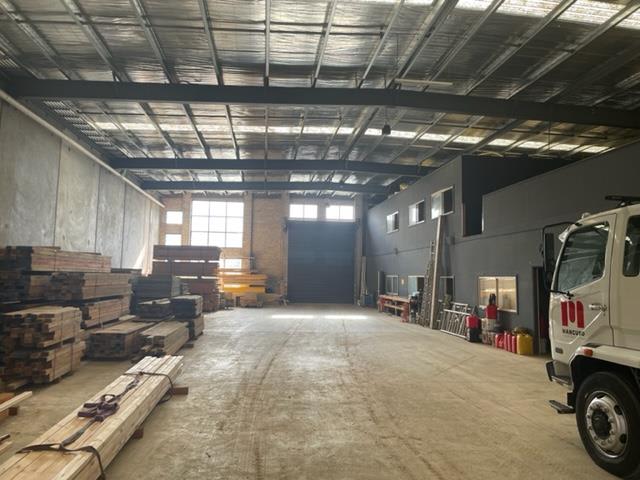 Click to view all images 3a Fink Street Preston VIC 3072 - Image 3