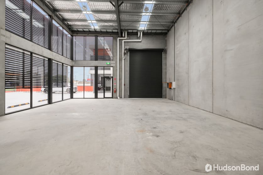 Click to view all images 2/16-18 Albert Street Preston VIC 3072 - Image 2