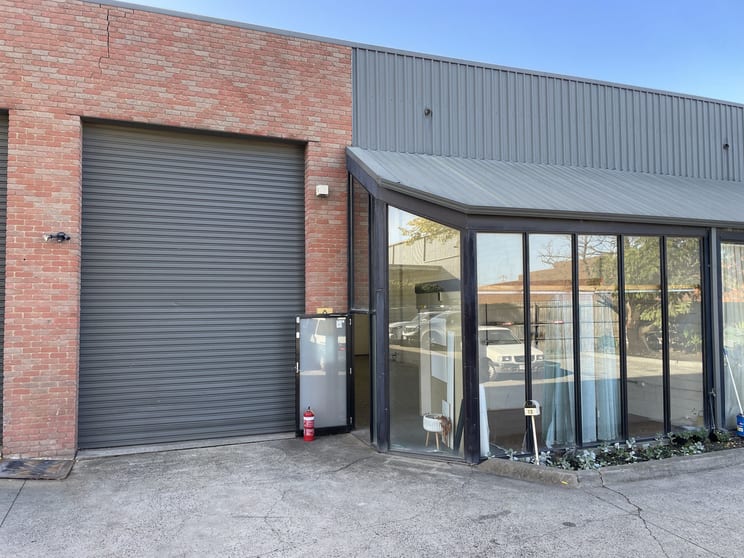Click to view all images 13/16-18 Tarnard Drive Braeside VIC 3195 - Image 1