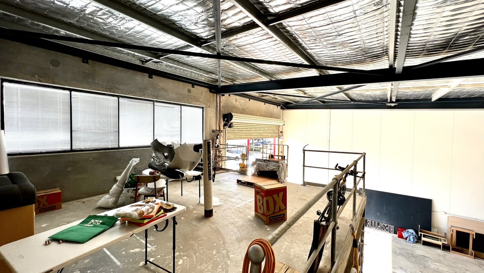 Click to view all images 6/8 Willow Tree Road Wyong NSW 2259 - Image 3