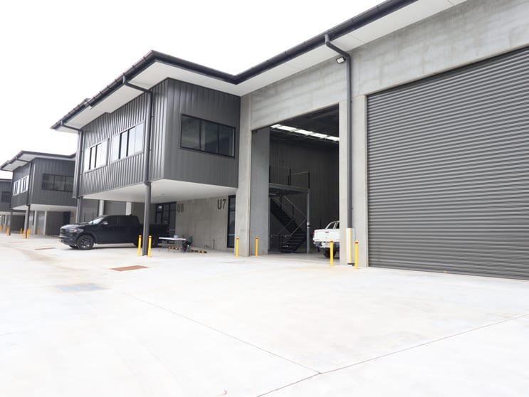 7/2 Indigo Loop Yallah NSW 2530 - Image 1