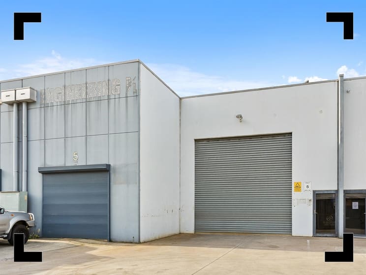 Click to view all images 5/51 Power Road Bayswater VIC 3153 - Image 1