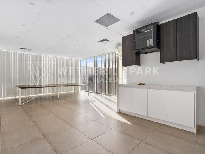 Click to view all images Wetherill Park NSW 2164 - Image 3