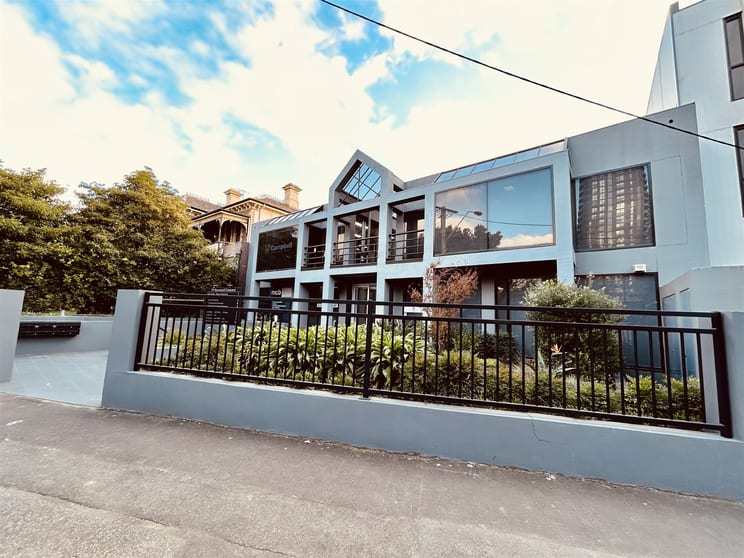 Click to view all images 3/19 Norwood Cresent Moonee Ponds VIC 3039 - Image 2