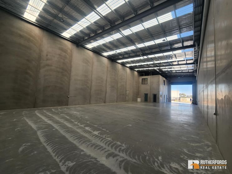 Click to view all images 5A Cobra Street Melton VIC 3337 - Image 2