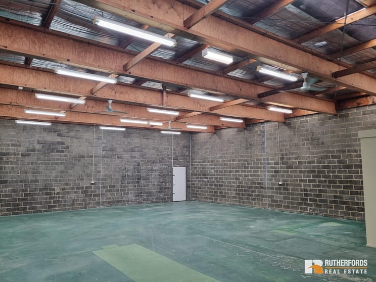 Click to view all images 7 Laurel Street Whittlesea VIC 3757 - Image 2