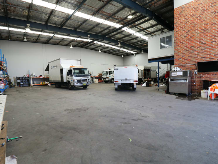 Click to view all images Wetherill Park NSW 2164 - Image 3