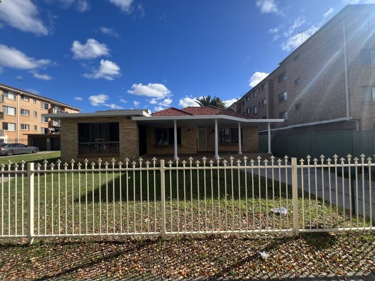 Click to view all images 63-65 Goulburn Street Liverpool NSW 2170 - Image 2