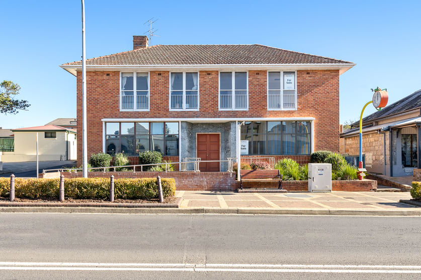 Click to view all images 61 Vulcan Street Moruya NSW 2537 - Image 1