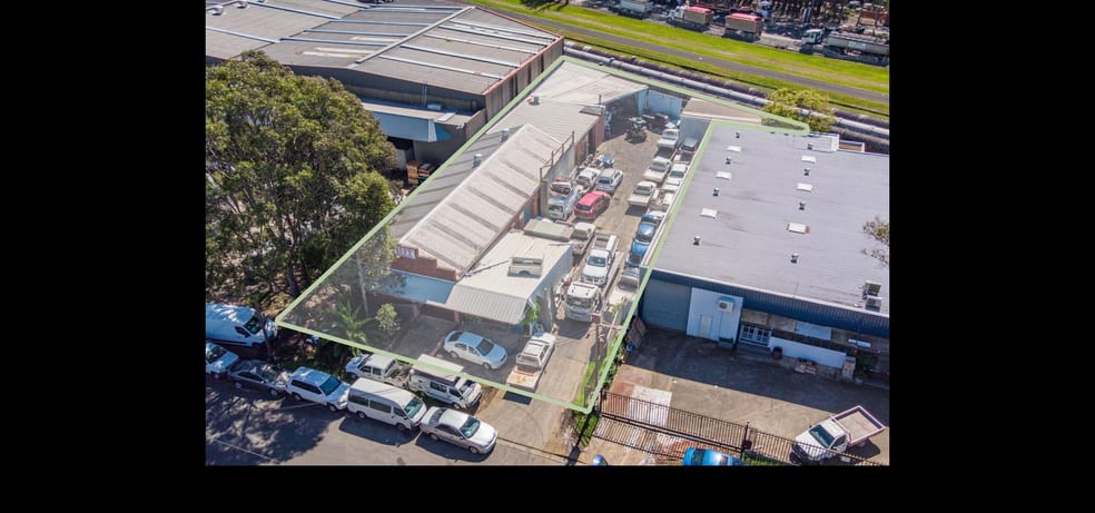 Click to view all images 10 Bellona Avenue Regents Park NSW 2143 - Image 1