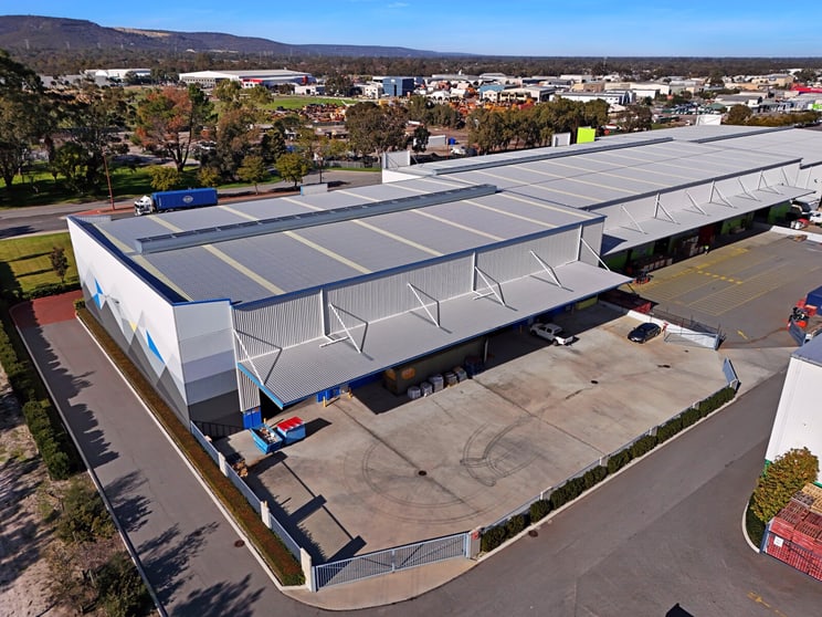 Click to view all images 374C Kelvin Road Maddington WA 6109 - Image 1