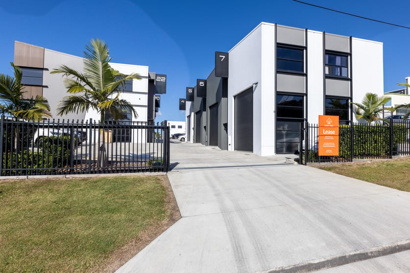 Click to view all images 5/2 Case Street Southport QLD 4215 - Image 1