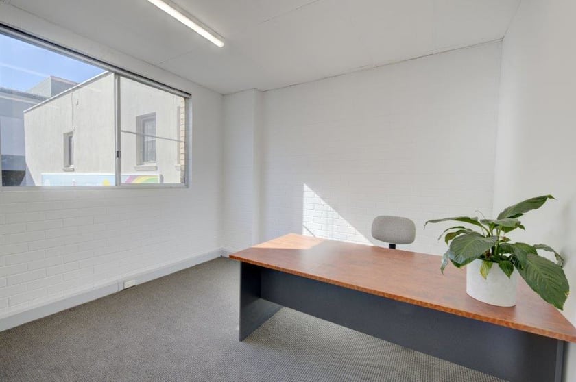 Click to view all images Suite 3/348 Peel Street Tamworth NSW 2340 - Image 2
