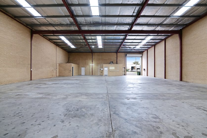 Click to view all images 14 Belgravia Street Belmont WA 6104 - Image 2