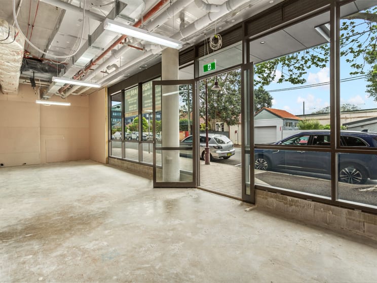 Click to view all images Retail 2/51 Albany Street Crows Nest NSW 2065 - Image 1