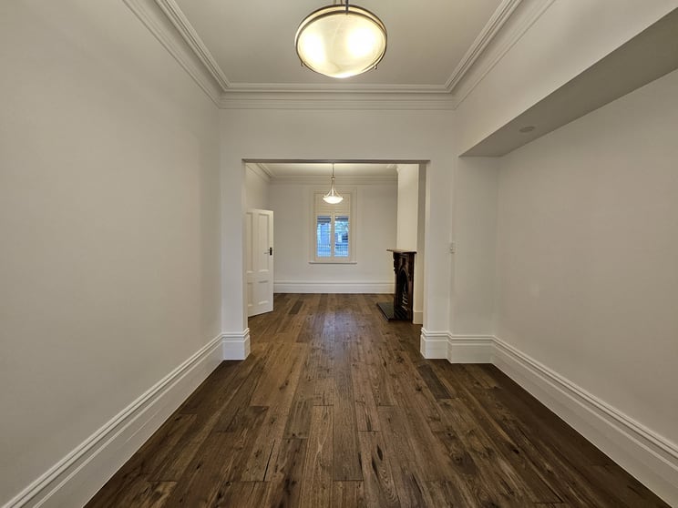 Click to view all images 34 DOVER STREET Cremorne VIC 3121 - Image 3