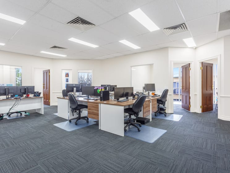Click to view all images 33/10 Gladstone Road Castle Hill NSW 2154 - Image 2