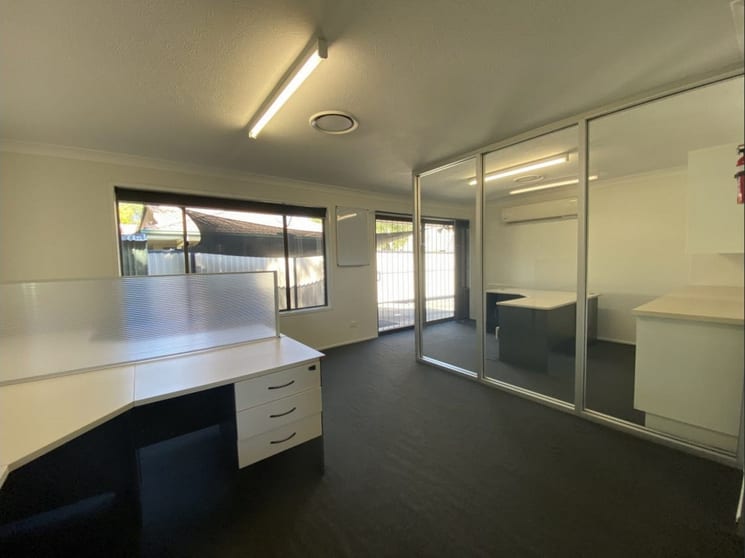 Click to view all images 204 Nerang Street Southport QLD 4215 - Image 3