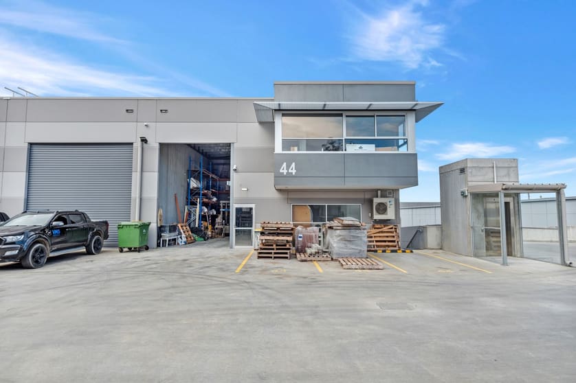 Click to view all images I44 45 Green Street Banksmeadow NSW 2019 - Image 1