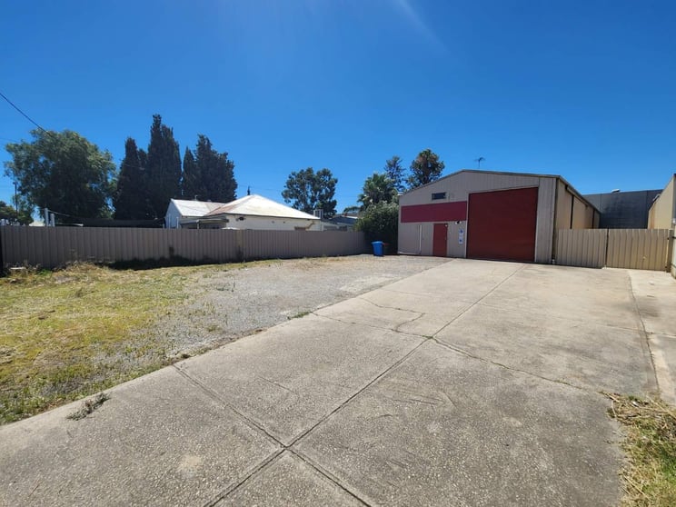 Click to view all images 9 Frederick Street Cavan SA 5094 - Image 3