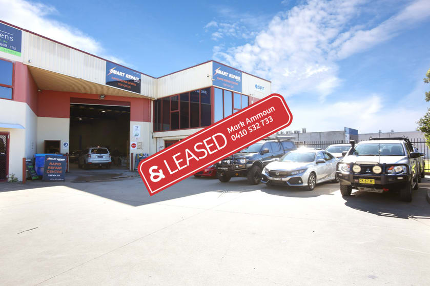 Click to view all images 1/18 Stennett Road Ingleburn NSW 2565 - Image 1