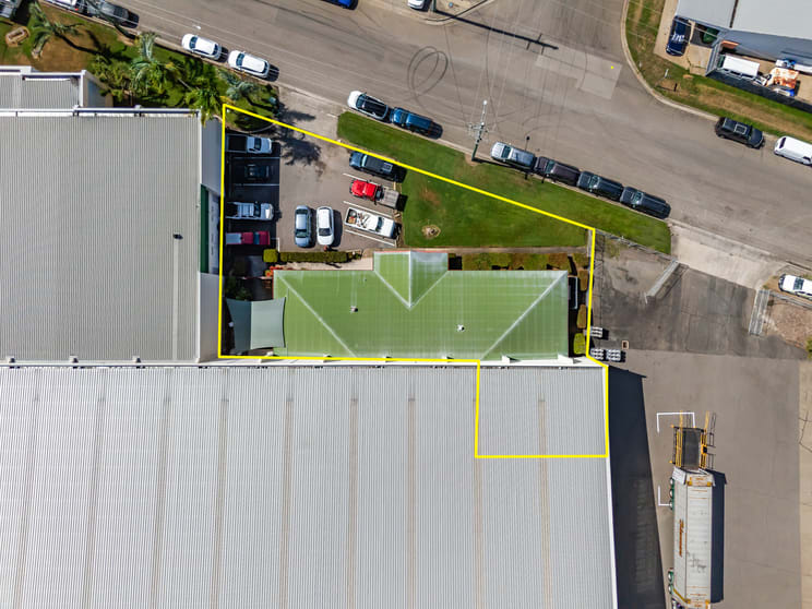 Click to view all images Suite 5/14 Keane Street Currajong QLD 4812 - Image 3