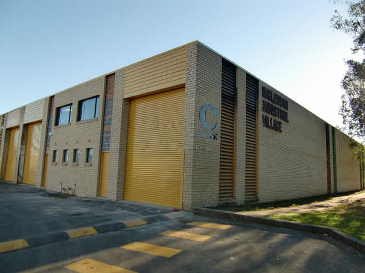 Click to view all images Unit 1c/4 Louise Avenue Ingleburn NSW 2565 - Image 2