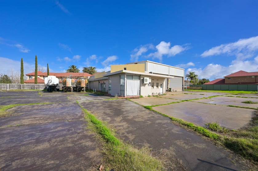 Click to view all images 468 Great Eastern Highway Ascot WA 6104 - Image 2