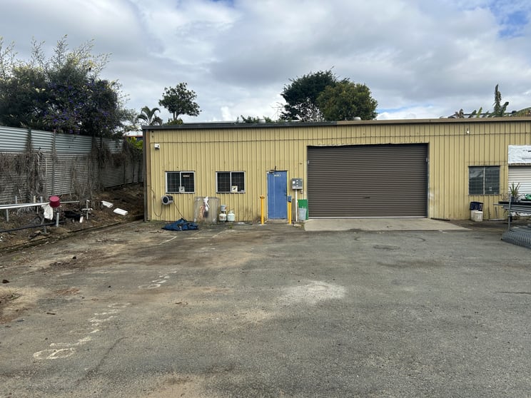 Click to view all images 1/284 Old Cleveland Road East Capalaba QLD 4157 - Image 2