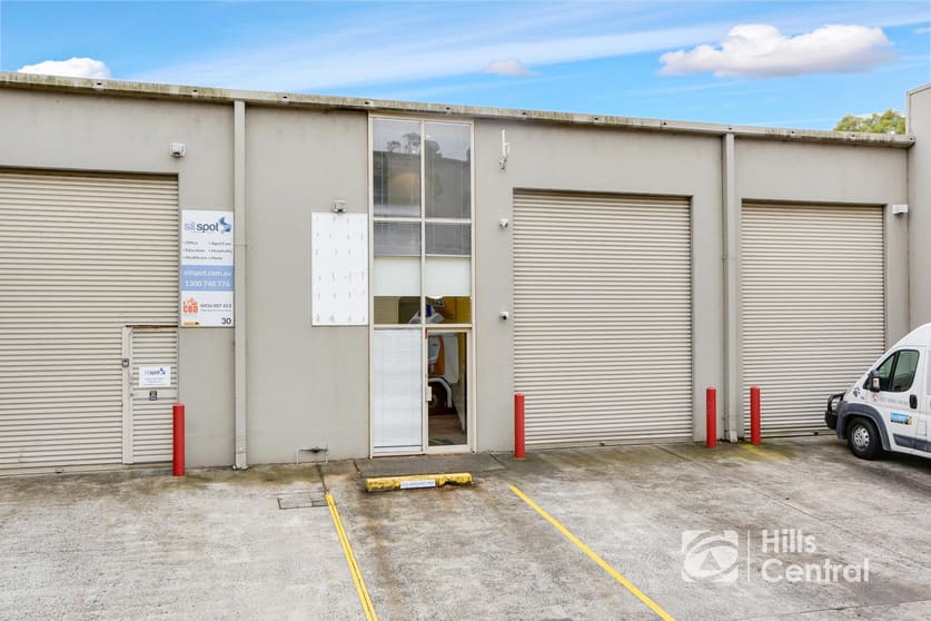 Click to view all images 31a/7 Salisbury Road Castle Hill NSW 2154 - Image 1