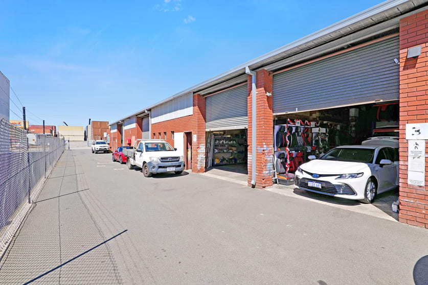 Click to view all images 113 President Street Welshpool WA 6106 - Image 3