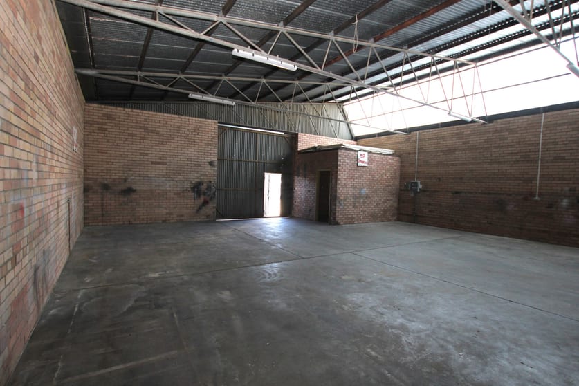 Click to view all images Unit 2/10 Gibbs Street East Cannington WA 6107 - Image 3