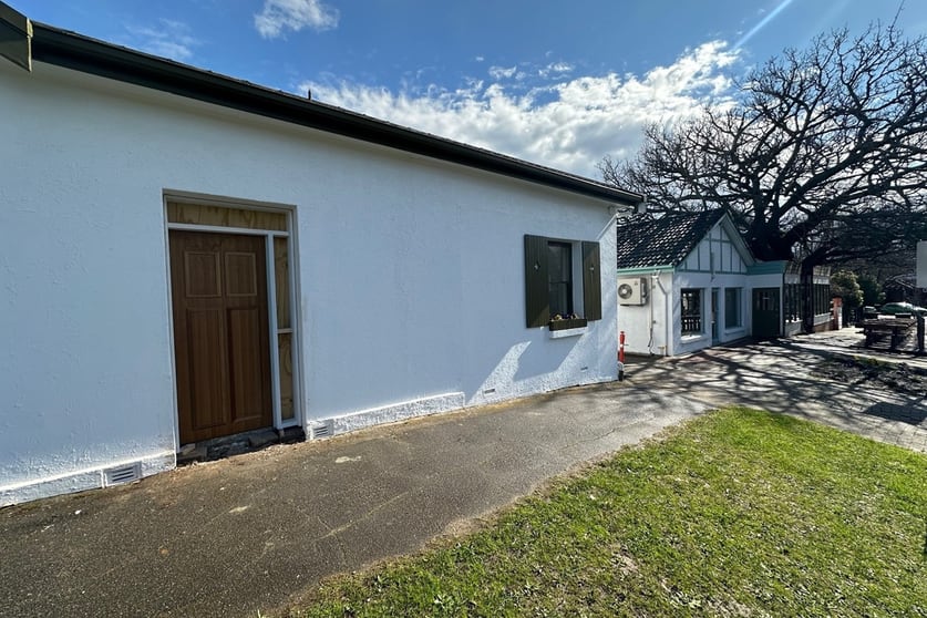 Click to view all images 2A Pine Avenue Hahndorf SA 5245 - Image 3