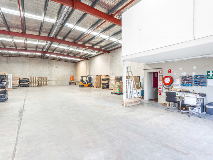 Click to view all images Wetherill Park NSW 2164 - Image 2