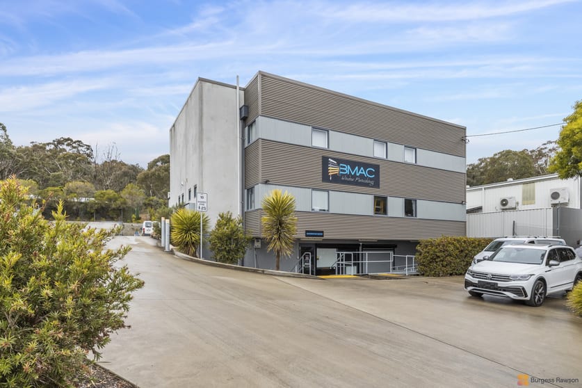 Click to view all images 1/5 Penney Place Queanbeyan East NSW 2620 - Image 1