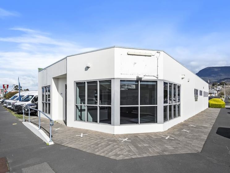 Click to view all images 252 Main Road Derwent Park TAS 7009 - Image 1