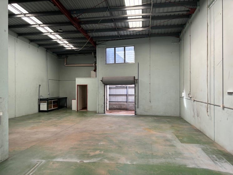 Click to view all images 3/9-11 Steel Street Capalaba QLD 4157 - Image 2