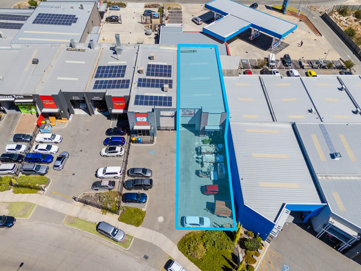 Click to view all images 4/11 Comserv Loop Ellenbrook WA 6069 - Image 1