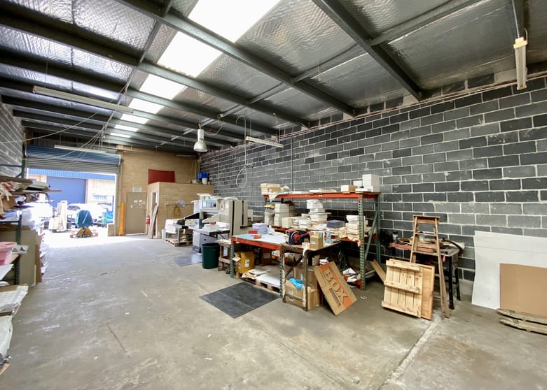 Click to view all images D13/1 Campbell Parade Manly Vale NSW 2093 - Image 3